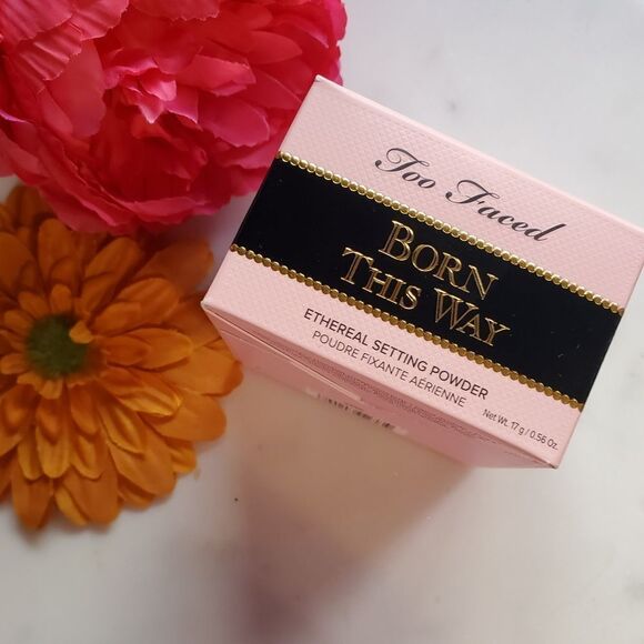 Too Faced MEDIUM Born This Way Ethereal Finishing Powder - Picture 5 of 9